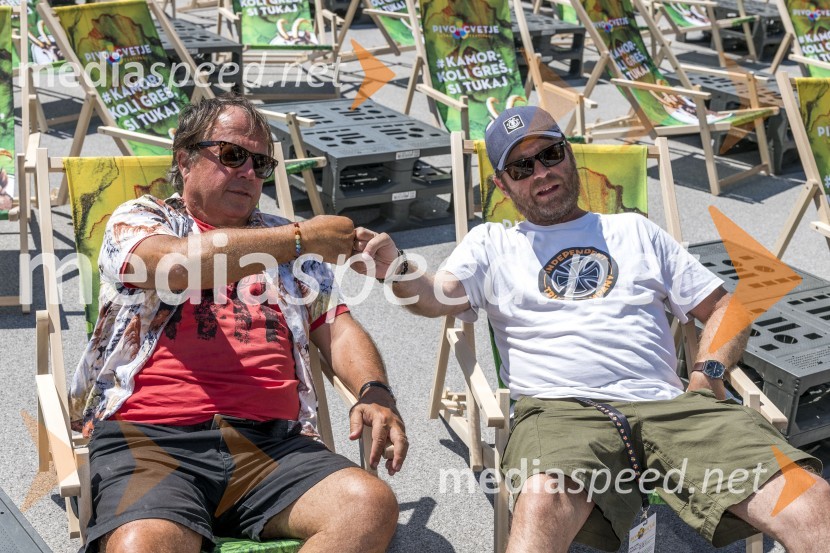 Pivo in cvetje 2021, petek