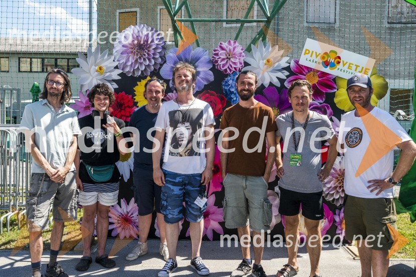 Pivo in cvetje 2021, petek