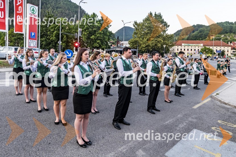Pivo in cvetje 2021, petek