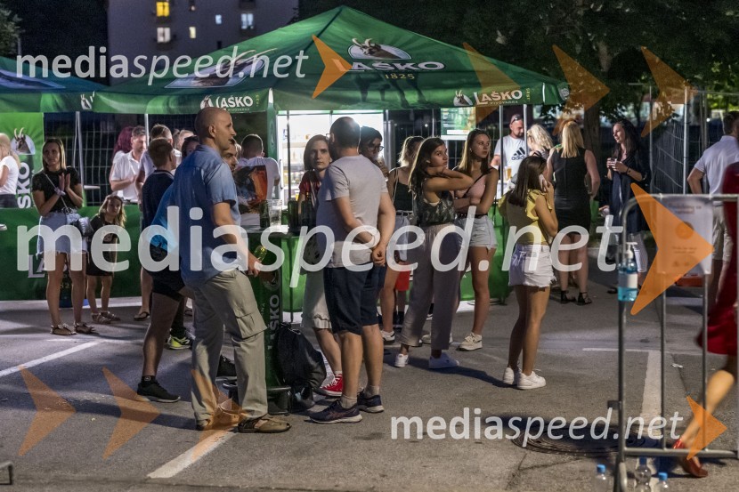 Pivo in cvetje 2021, petek