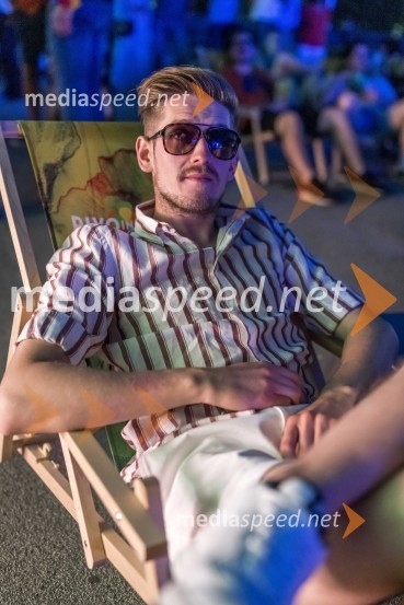 Pivo in cvetje 2021, petek