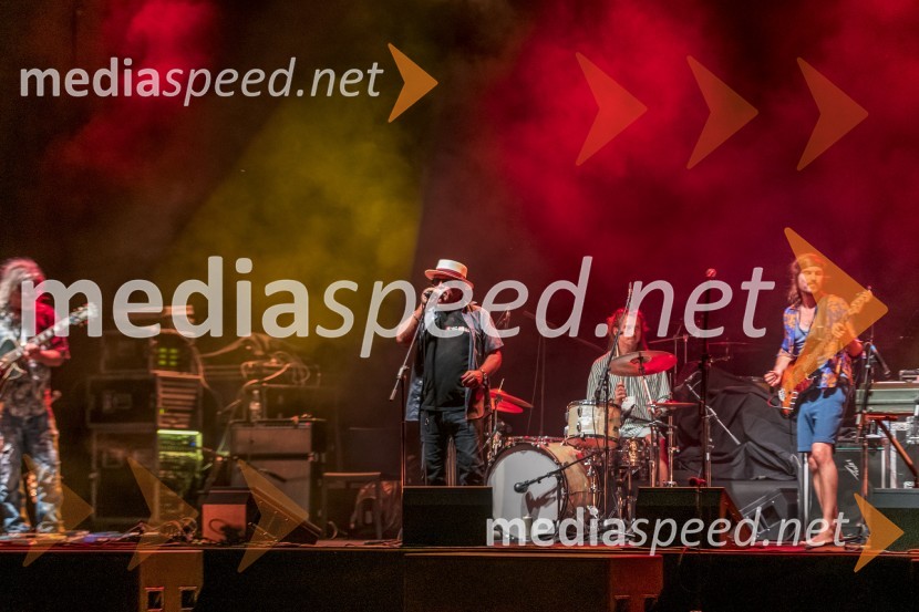 Pivo in cvetje 2021, petek