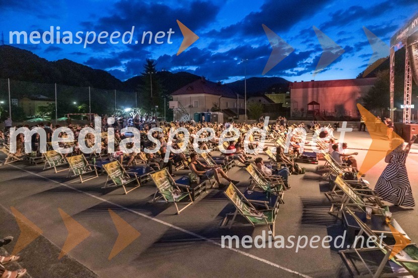 Pivo in cvetje 2021, petek