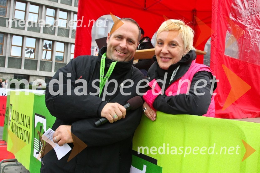Robert Bogataj in Meta Ornik, voditelja Ljubljanskega maratonaLjubljanski maraton
