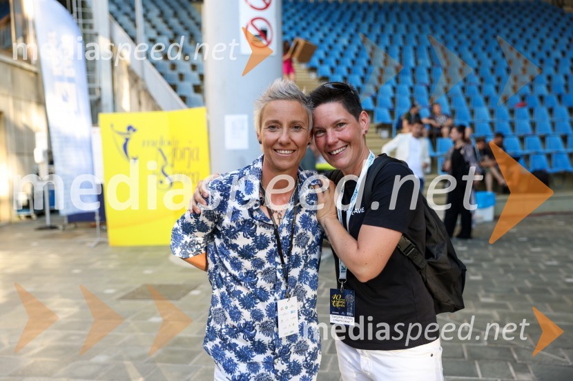  Tatjana Mihelj, pevka;  Maja Wagner40. Melodije morja in sonca 2021