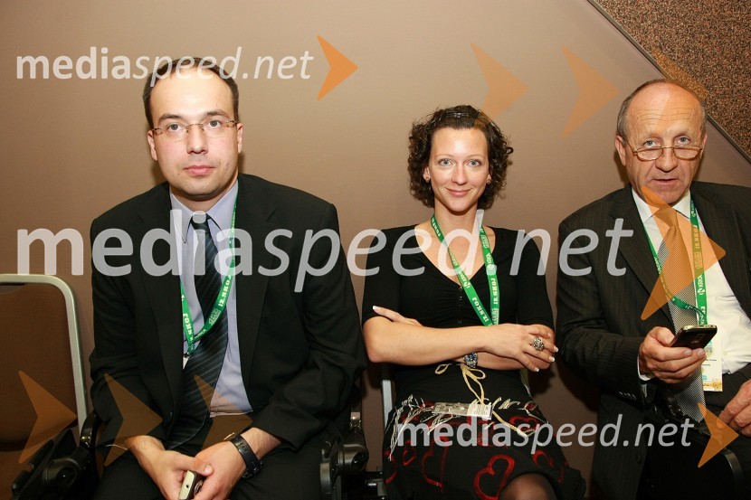 Leo Oblak, predsednik uprave Infonet media, d.d., Saša Mrak, Dnevnik in Branko Pavlin, predsednik uprave Dnevnik, d.d.12. SKOJ (Slovenska konferenca o odnosih z javnostmi) 2008, 2. dan