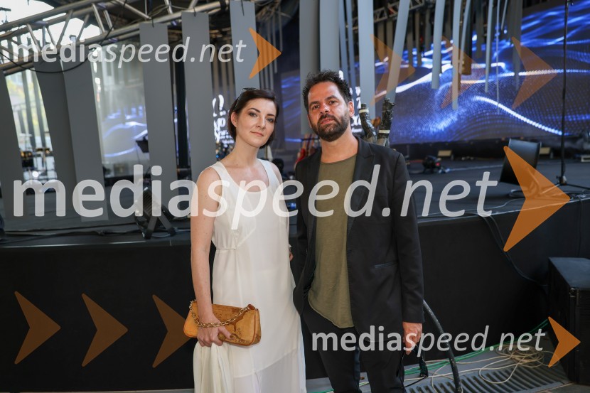  Lara Baruca, pevka;  Moreno Butinar, bobnar40. Melodije morja in sonca 2021