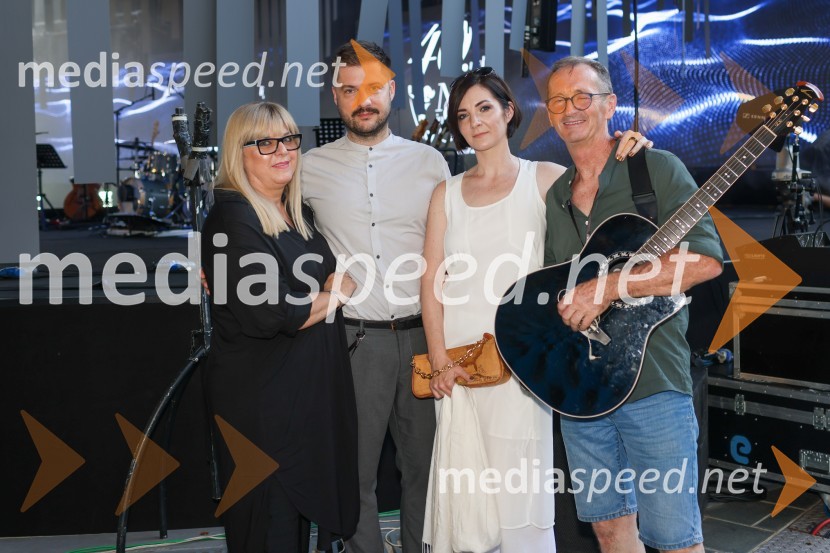 Družina Baruca40. Melodije morja in sonca 2021