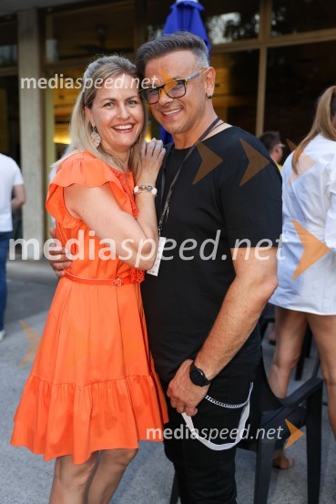  Petra Grosman, sekretarka Upravnega odbora družbe in vodja kabineta Glavnega izvršnega direktorja, BTC d.d.;  Samuel Lucas, glasbenik40. Melodije morja in sonca 2021