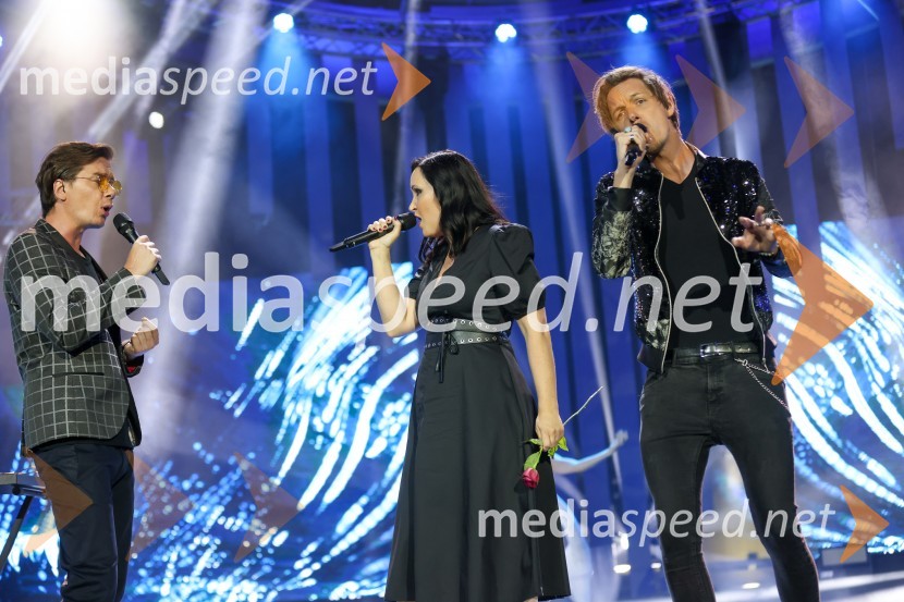  Gašper Mihelič, 2B;  Tinkara Kovač, glasbenica;  Primož Mihelič, 2B40. Melodije morja in sonca 2021