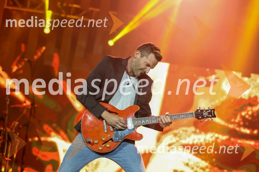  Teo Collori, glasbenik40. Melodije morja in sonca 2021