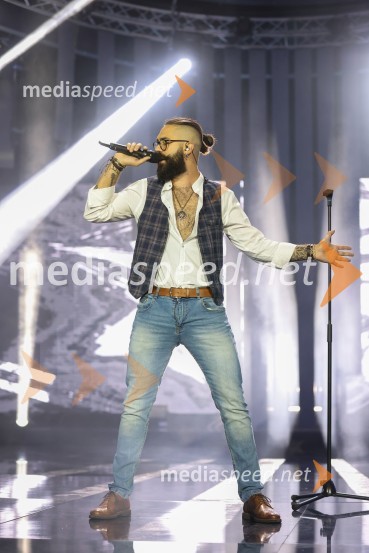  Boštjan Pertinač, pevec40. Melodije morja in sonca 2021