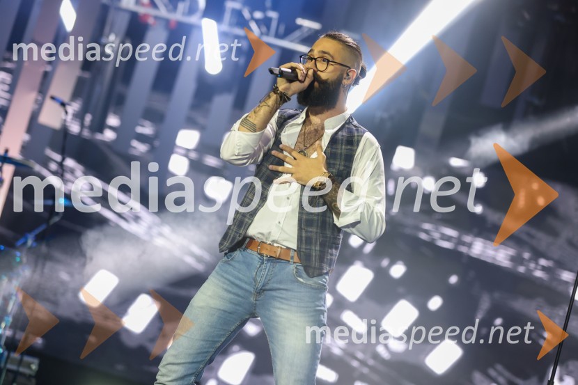  Boštjan Pertinač, pevec40. Melodije morja in sonca 2021