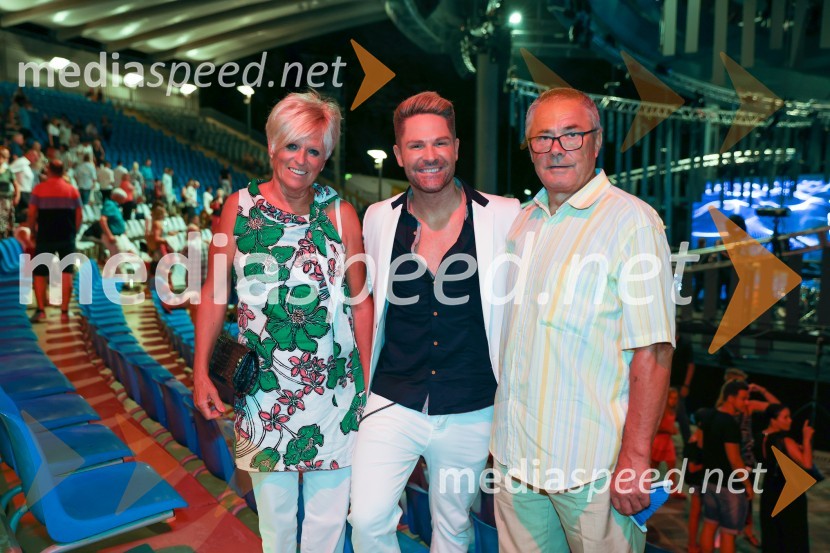  Vlasta Podgornik;  Sebastian Podgornik, pevec in plesalec;  Franc Podgornik40. Melodije morja in sonca 2021