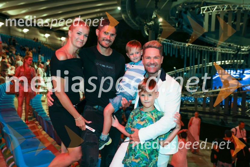 Družina Sebastiana Podgornika: brat, nečaka in svakinja40. Melodije morja in sonca 2021