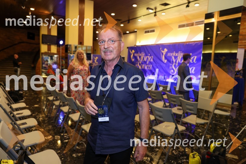  Pavle Plahutnik40. Melodije morja in sonca 2021