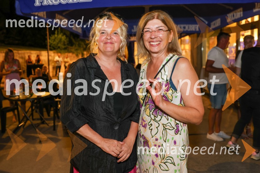  Katja Pegan,  direktorica in režiserka, Gledališče Koper Teatro Capodistria;  Olga  Pejović, predstavnica za odnose z javnostmi, Generali40. Melodije morja in sonca 2021