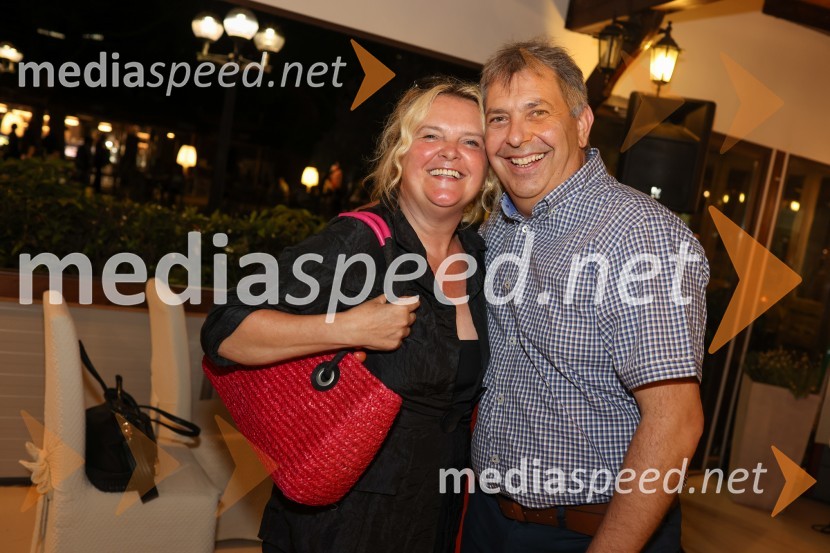  Katja Pegan,  direktorica in režiserka, Gledališče Koper Teatro Capodistria;  Borut Bažec, v.d. direktorja, Avditorij Portorož40. Melodije morja in sonca 2021