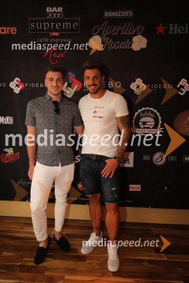  Dejan Ramšak, najemnik lokala Caffe Club 911 Maribor;  Gregor Čeglaj, Finalist Mister Slovenije 2017, Sanjski moški 2021Sanjski moški žural v Mariboru