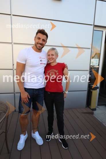  Gregor Čeglaj, Finalist Mister Slovenije 2017, Sanjski moški 2021;  Sandra Kontrec, športna novinarka, radio MariborSanjski moški žural v Mariboru