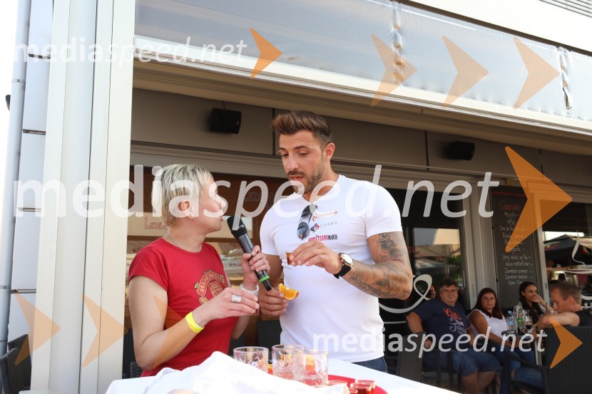  Sandra Kontrec, športna novinarka, radio Maribor;  Gregor Čeglaj, Finalist Mister Slovenije 2017, Sanjski moški 2021Sanjski moški žural v Mariboru
