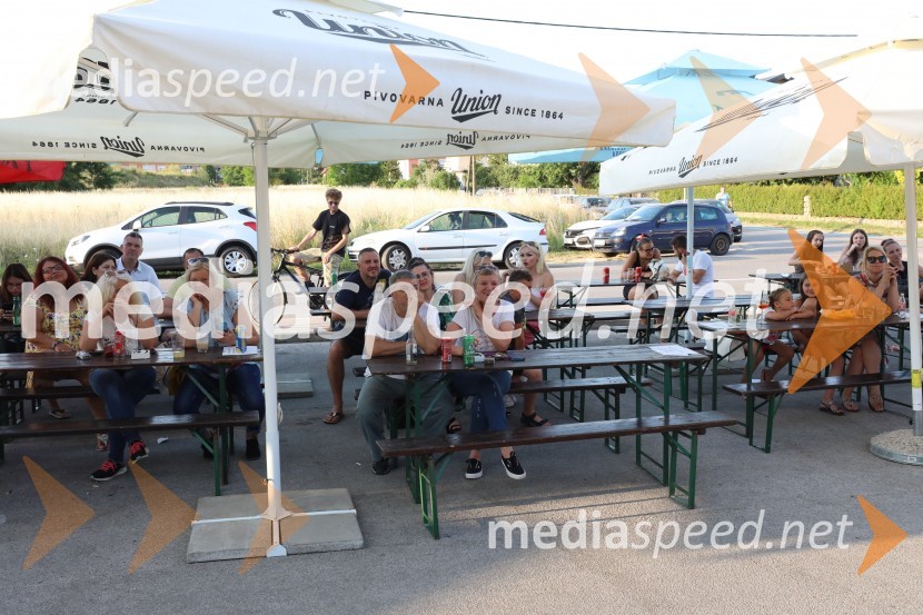 Sanjski moški žural v Mariboru