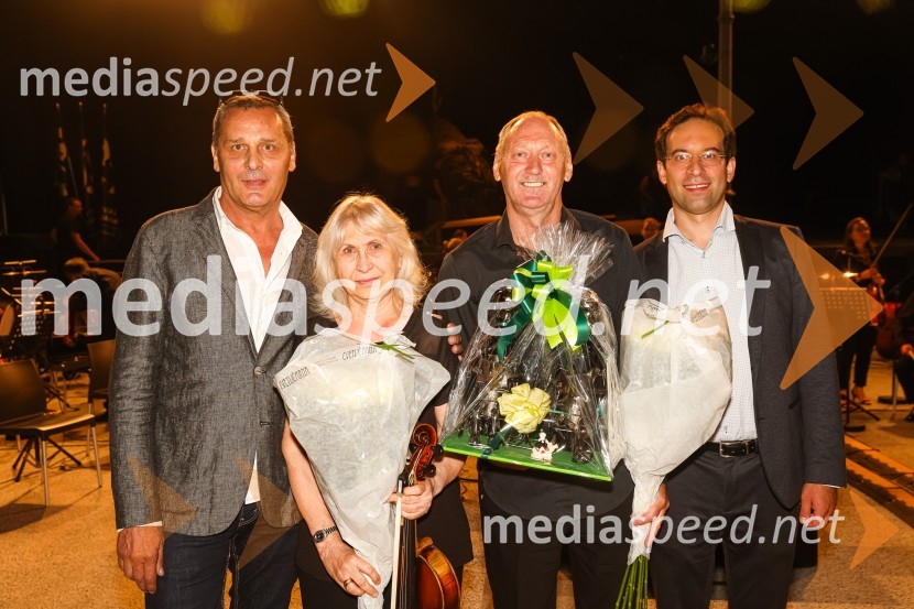  Danilo Rošker, direktor SNG Maribor;  ... ;  ... ;  Simon Krečič, umetniški direktor Opere SNG MariborPeer Gynt, balet v izvedbi Opere SNG Maribor, v okviru 69. Ljubljana Festivala