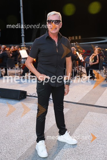   Igor  Jelen-Iggy, koreograf, lastnik plesnega centra IgenPeer Gynt, balet v izvedbi Opere SNG Maribor, v okviru 69. Ljubljana Festivala