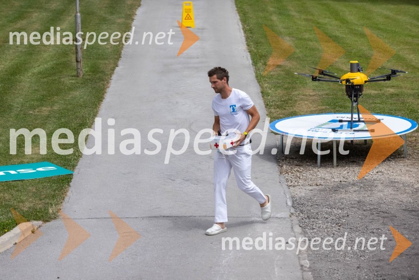  Jure Belak, dipl. inž. biomedicine, Bolnišnica TopolšicaPošta Slovenije z dronom prepeljala vzorec krvi