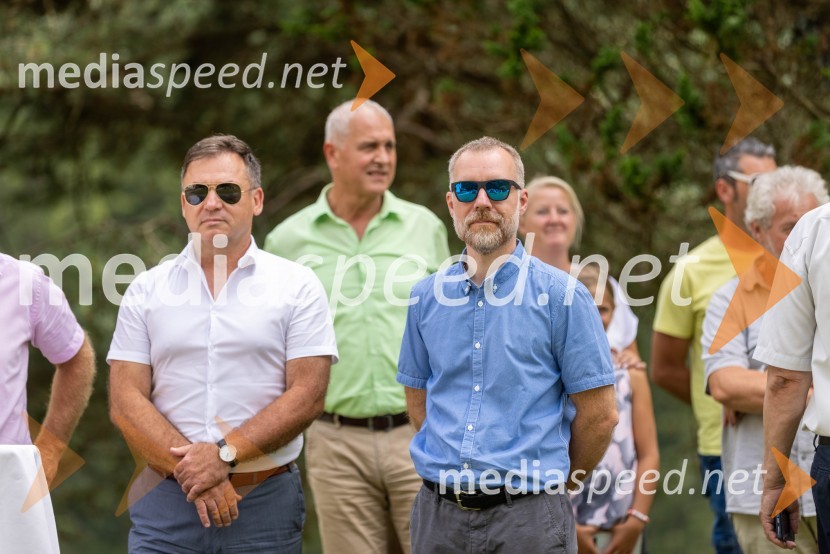 Pošta Slovenije z dronom prepeljala vzorec krvi