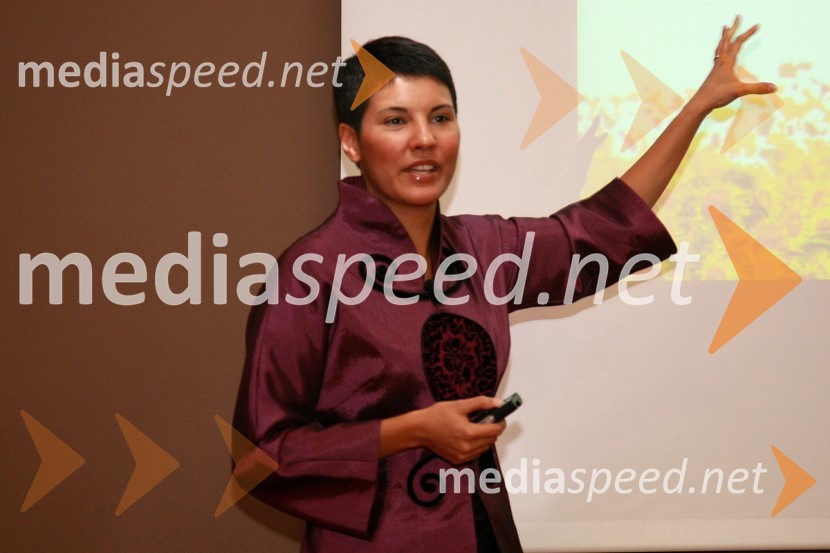 Dr. Nadya Zhexembayeva12. SKOJ (Slovenska konferenca o odnosih z javnostmi) 2008, 3. dan