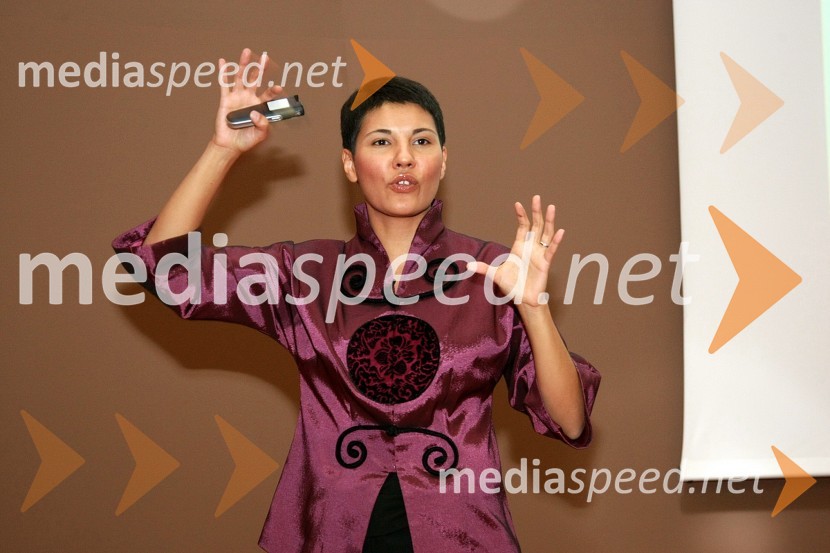 Dr. Nadya Zhexembayeva12. SKOJ (Slovenska konferenca o odnosih z javnostmi) 2008, 3. dan