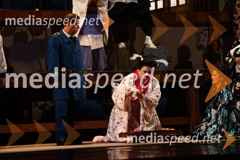 Renzo Zulian, operni pevec;  Rebeka Lokar, operna pevkaMadama Butterfly, opera v sklopu 69. Ljubljana Festivala