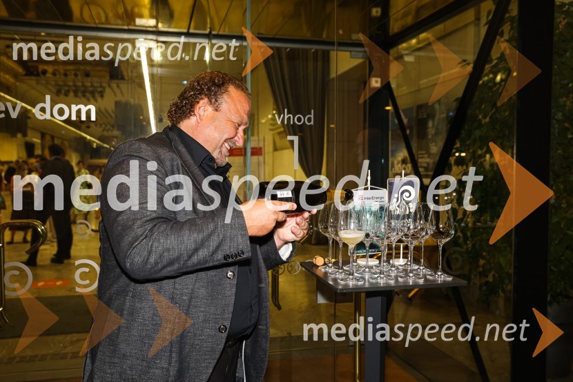  Darko  Brlek, direktor in umetniški vodja, Festival LjubljanaMadama Butterfly, opera v sklopu 69. Ljubljana Festivala