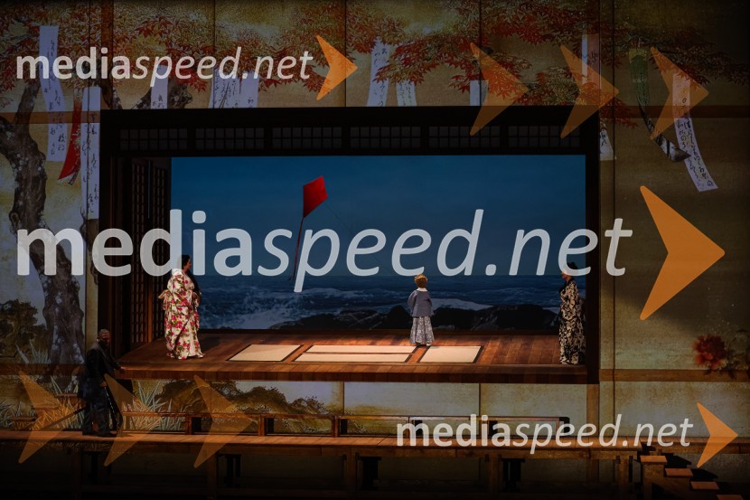  Rebeka Lokar, operna pevka;  ... ;  ... Madama Butterfly, opera v sklopu 69. Ljubljana Festivala