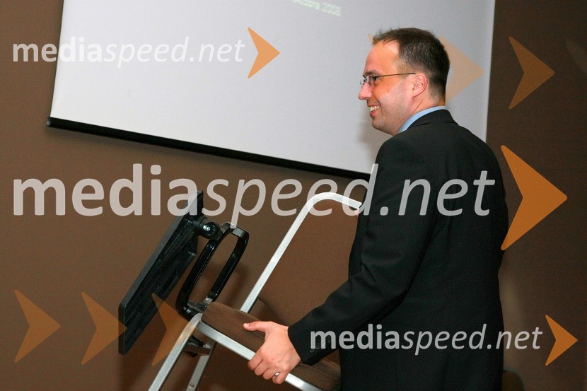 Leo Oblak, predsednik uprave Infonet media12. SKOJ (Slovenska konferenca o odnosih z javnostmi) 2008, 3. dan
