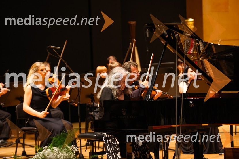  Martha Argerich, klavirMartha Argerich, koncert v okviru 69. Ljubljana Festivala