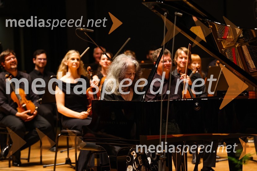  Martha Argerich, klavirMartha Argerich, koncert v okviru 69. Ljubljana Festivala