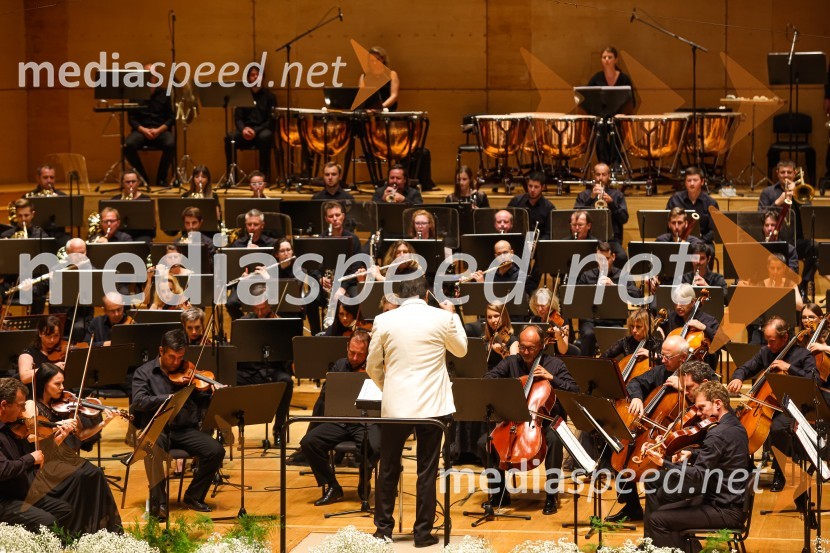 Orkester Slovenske filharmonijeMartha Argerich, koncert v okviru 69. Ljubljana Festivala