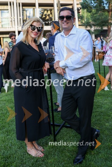  Saša Prapotnik, SAP CX EMEA North;  Mattej Valenčič, Imperial Luxury Travel Solutions Hotel Bohinj odprl svoja vrata