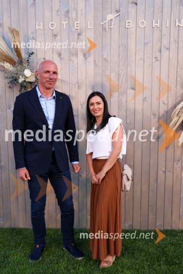 ... ;  Katarina Kumelj, vodja projektov, RikoHotel Bohinj odprl svoja vrata