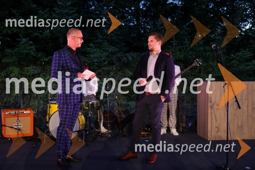  Uroš Smolej, igralec;  Damian Merlak, nekdanji solastnik kripto borze BitstampHotel Bohinj odprl svoja vrata