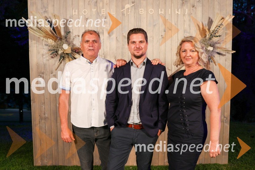  Damijan Merlak;  Damian Merlak, nekdanji solastnik kripto borze Bitstamp;  Marija MerlakHotel Bohinj odprl svoja vrata