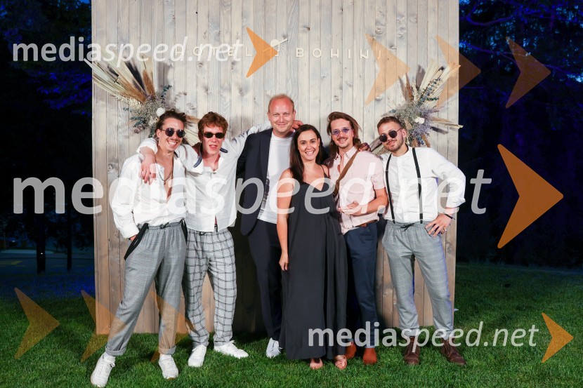  ... ;  ... ;  Matic Markič, agencija LIME 'N' LEMON;  Tamara Simončič, agencija LIME 'N' LEMON;  ... ;  ... Hotel Bohinj odprl svoja vrata