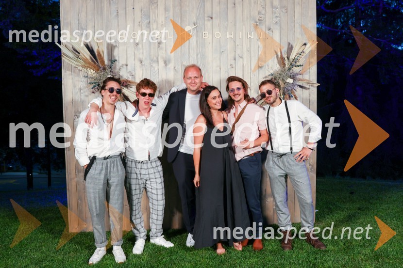  ... ;  ... ;  Matic Markič, agencija LIME 'N' LEMON;  Tamara Simončič, agencija LIME 'N' LEMON;  ... ;  ... Hotel Bohinj odprl svoja vrata