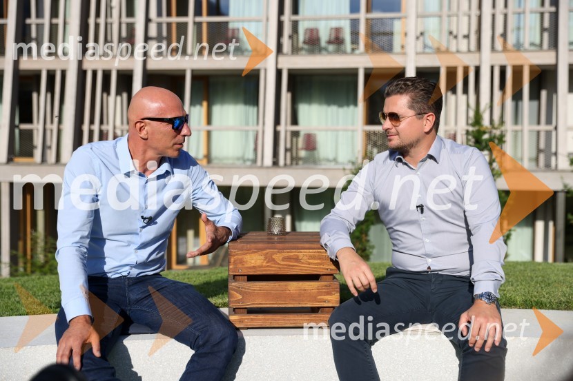  ... ;  Damian Merlak, nekdanji solastnik kripto borze BitstampHotel Bohinj odprl svoja vrata