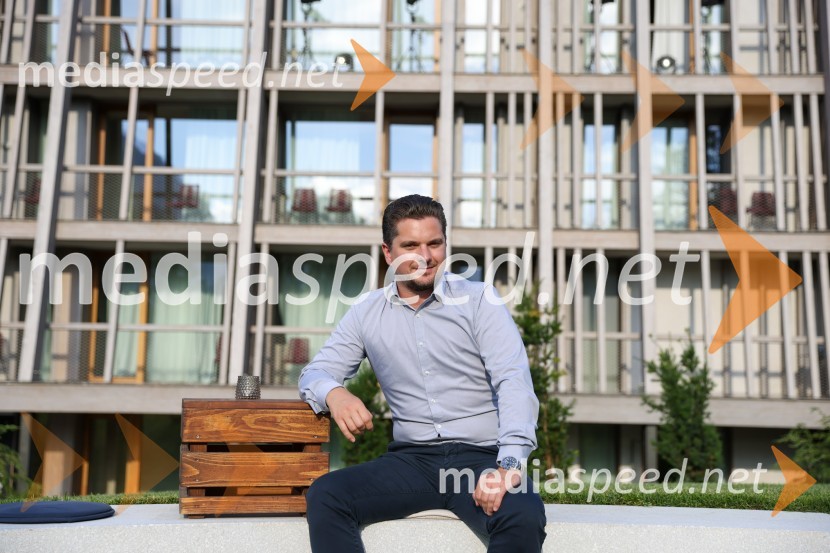  Damian Merlak, nekdanji solastnik kripto borze BitstampHotel Bohinj odprl svoja vrata