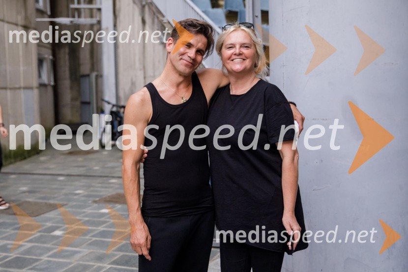  ... ;  Katja Pegan,  direktorica in režiserka, Gledališče Koper Teatro CapodistriaStoletje mjuzikla, premiera Gledališča Koper