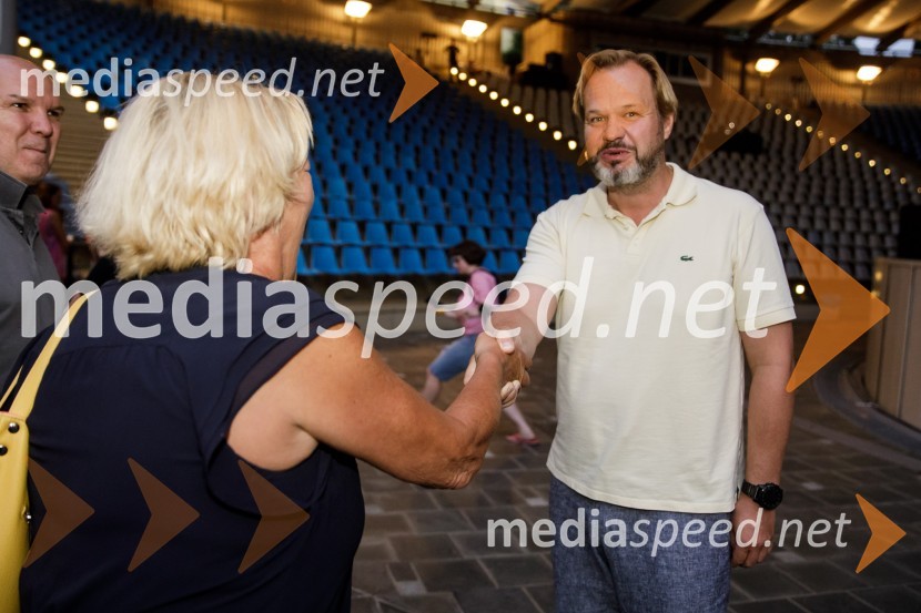  ... ;  Petr GazdikStoletje mjuzikla, premiera Gledališča Koper