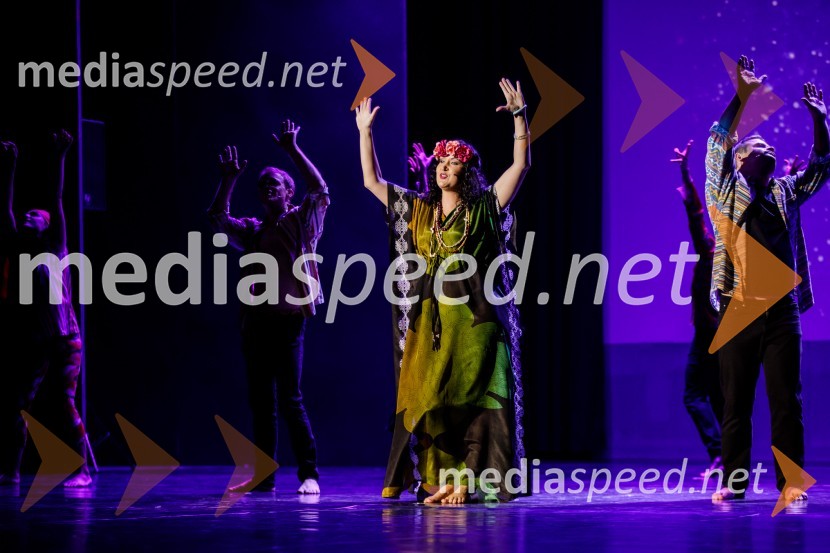  Tinkara Kovač, glasbenicaStoletje mjuzikla, premiera Gledališča Koper